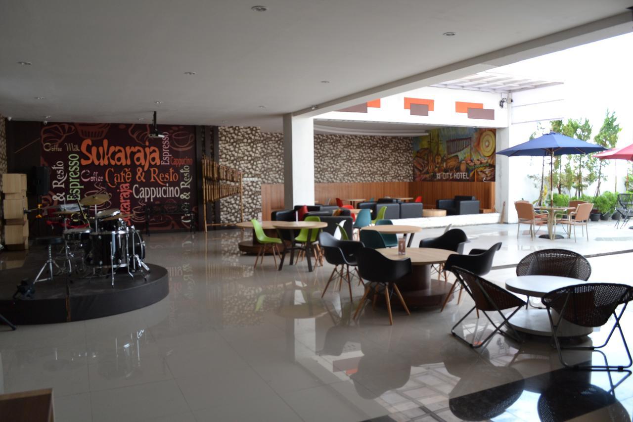 City Hotel Tasikmalaya Zewnętrze zdjęcie